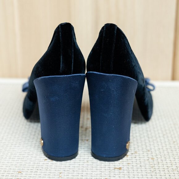 Tory Burch | Cicely Blue Velvet High Heels - Picture 2 of 3